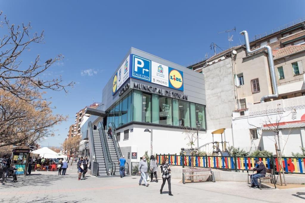 Encantador Apartamento Reformado En Tetuan By Bebalmy Madri Exterior foto